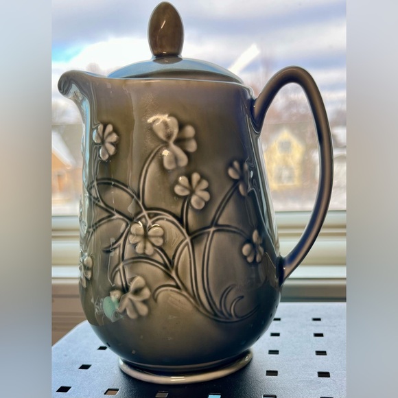 Irish Porcelain Coffee Chocolate Pot Jug Designed by James Dorsey - Picture 1 of 10